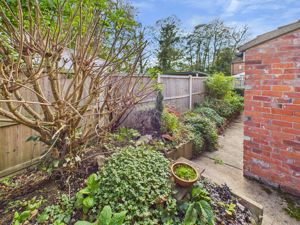 Rear- click for photo gallery